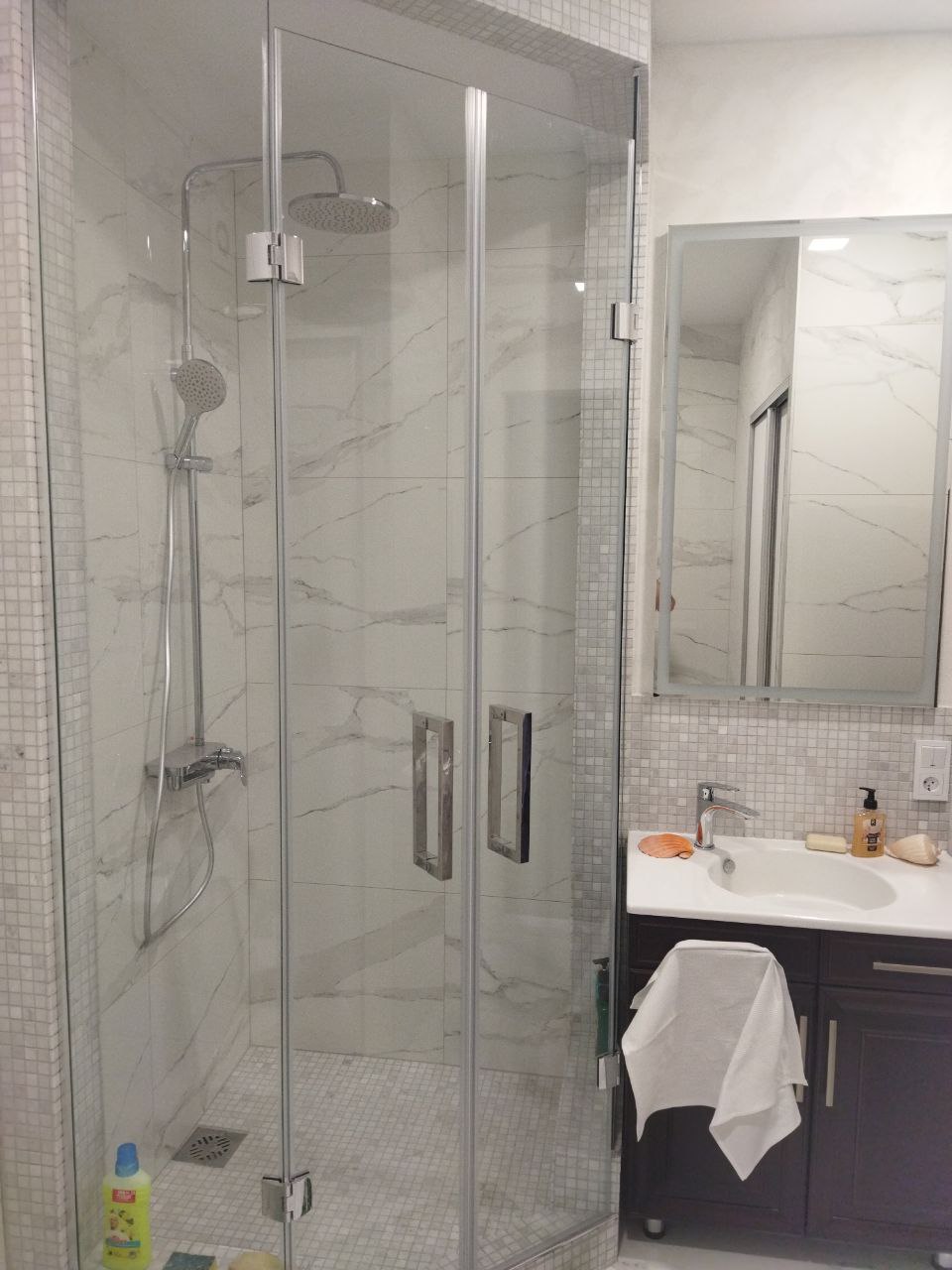 Ремонт душевой с мозаикой в Екатеринбурге